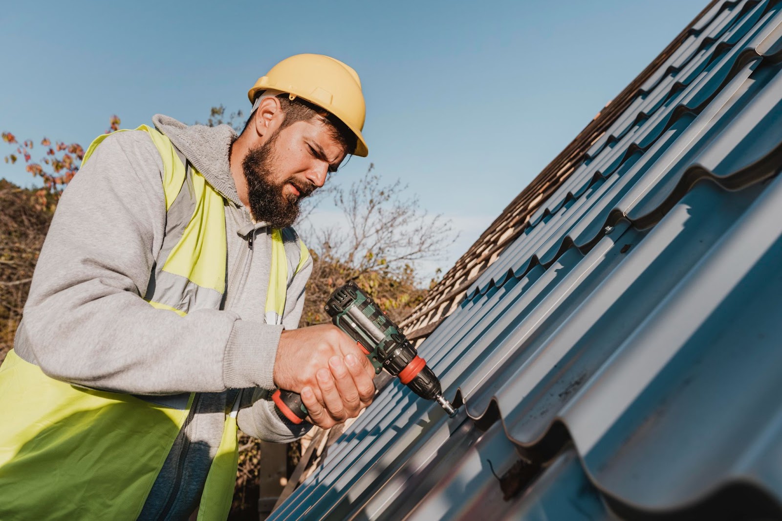 Foxfield Emergency Roof Restoration After Storm Damage: Best Options, Reviews & Prices 2 AD 4nXcYtnRznzdZNOYSS9PQB8I4kd9p pUANDUAbiQqKQktNFbrj2sb2rPN7GTW7kGJNHz